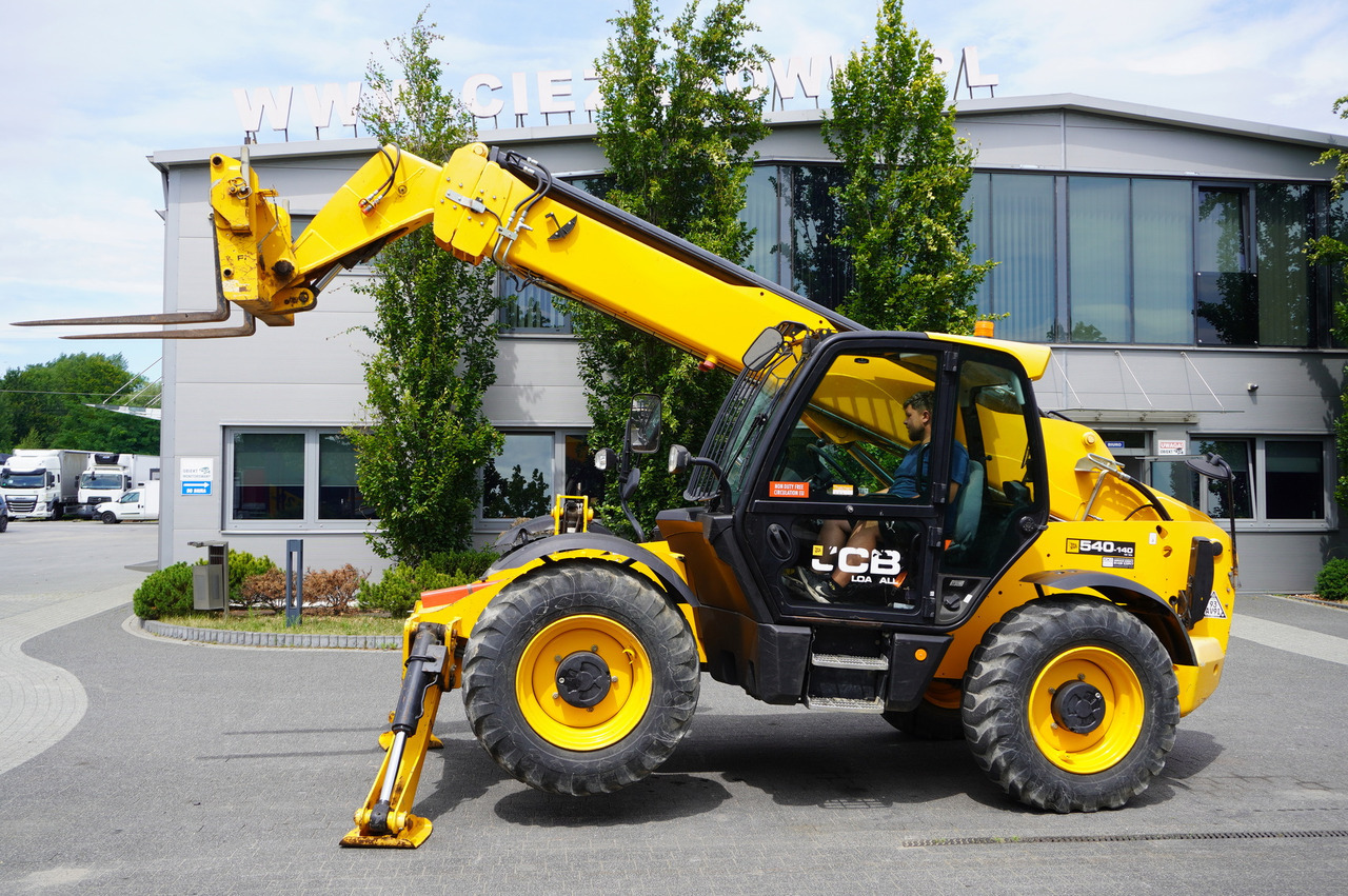 JCB 540-140 telescopic loader / 14 m range / 1800 MTH - מעמיס גלגלים טלסקופי: תמונה 2 JCB 540-140 telescopic loader / 14 m range / 1800 MTH - מעמיס גלגלים טלסקופי: תמונה 2