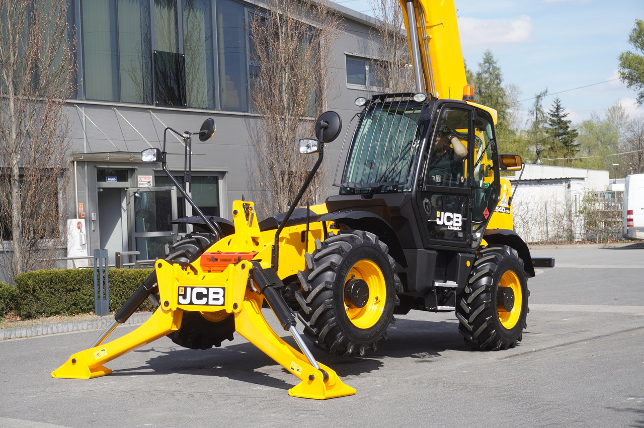 מעמיס גלגלים JCB 540-170 Telescopic Loader / 17m / joystick: תמונה 22