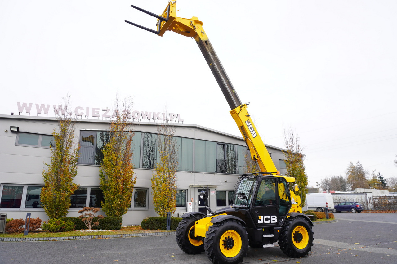 JCB 560-80 / 6 ton lifting capacity / power 146 HP - מעמיס גלגלים: תמונה 2 JCB 560-80 / 6 ton lifting capacity / power 146 HP - מעמיס גלגלים: תמונה 2