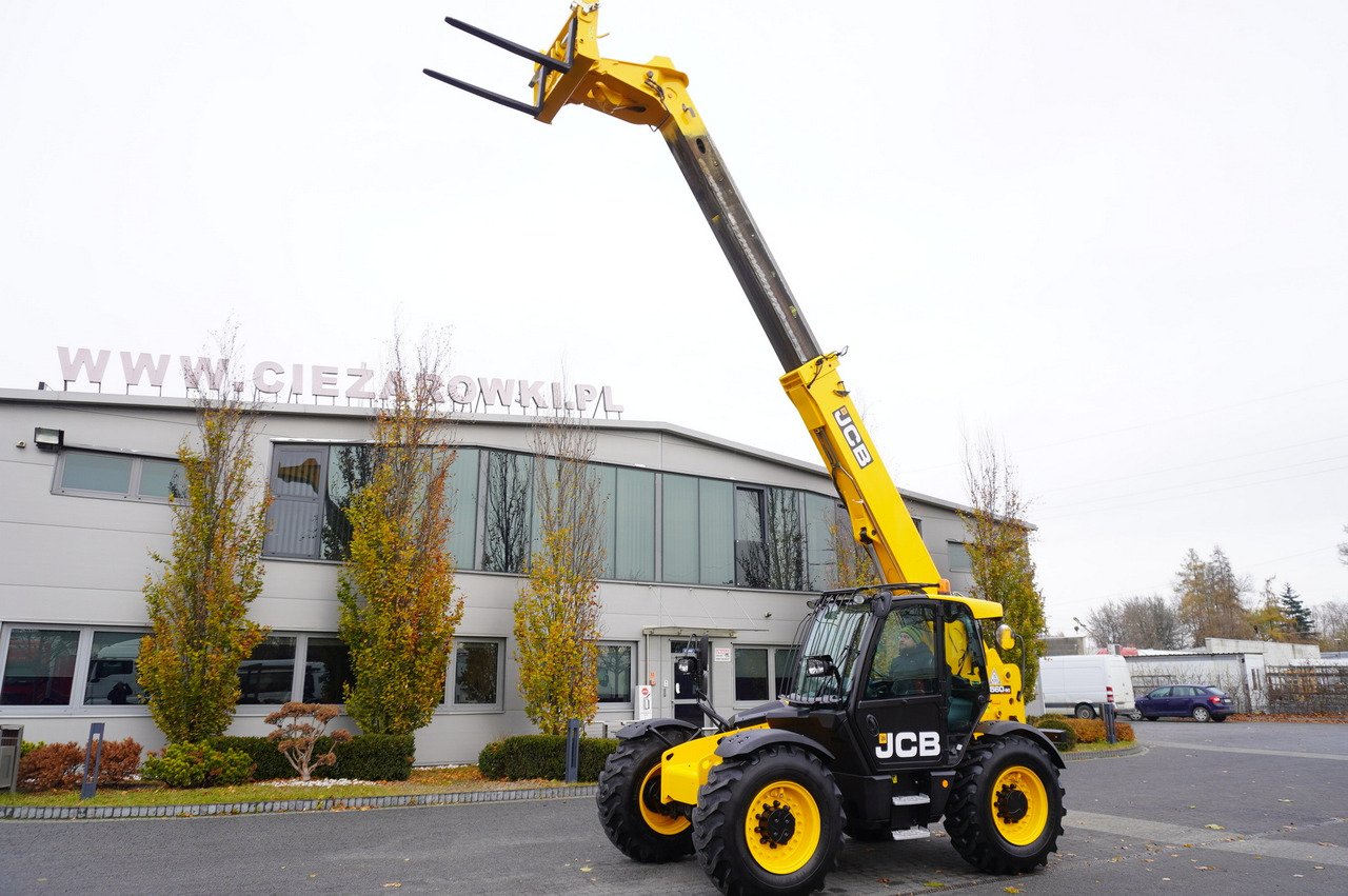 JCB 560-80 / 6 ton lifting capacity / power 146 HP - מעמיס גלגלים טלסקופי: תמונה 1 JCB 560-80 / 6 ton lifting capacity / power 146 HP - מעמיס גלגלים טלסקופי: תמונה 1
