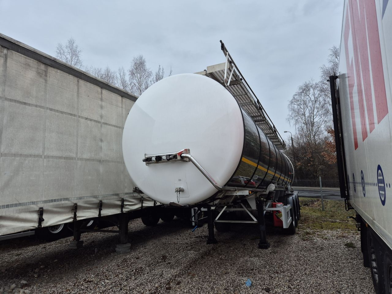 KÄSSBOHRER cistern for chemicals / ADR - סמיטריילר מכל: תמונה 2 KÄSSBOHRER cistern for chemicals / ADR - סמיטריילר מכל: תמונה 2