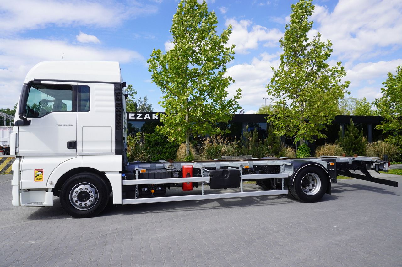 MAN GX 18.430 / BDF 7.5 m / sleeping cab / 2021 - מוביל מכולות/ משאית החלפת גוף: תמונה 2 MAN GX 18.430 / BDF 7.5 m / sleeping cab / 2021 - מוביל מכולות/ משאית החלפת גוף: תמונה 2