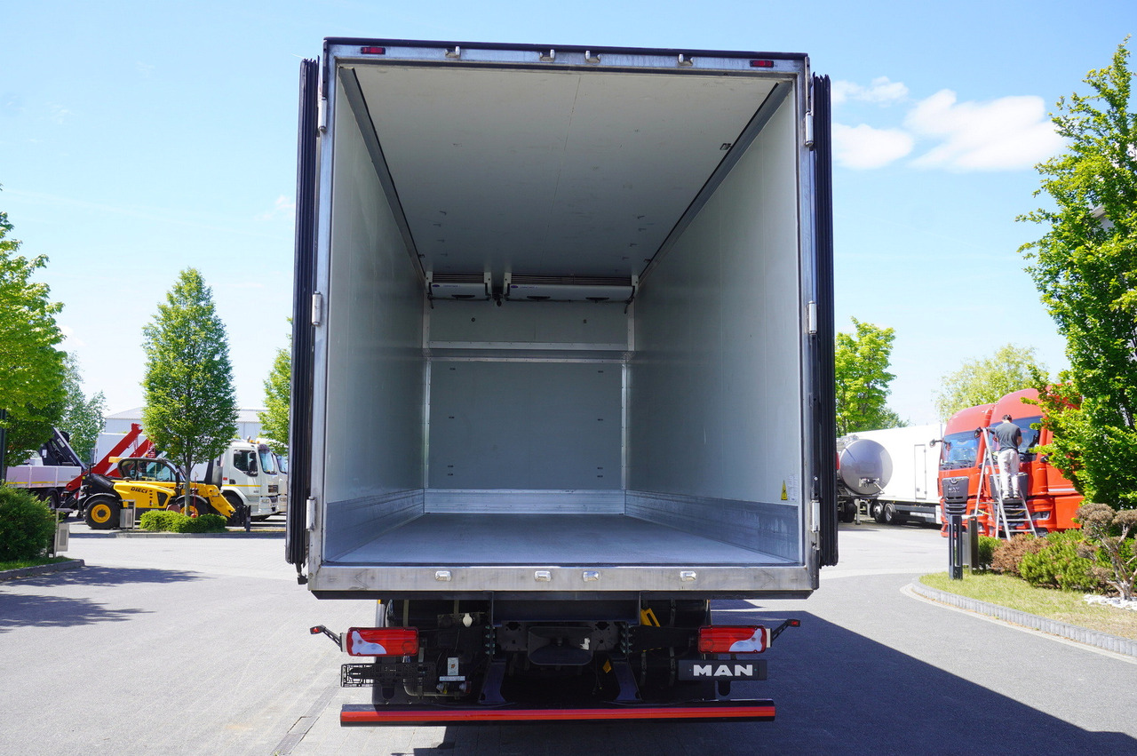 MAN MAN TGX 26.510 / 2022 / NEW Krone bitemperature refrigerated truck / Carrier Supra 850 MT / 4 units - משאית קירור: תמונה 4 MAN MAN TGX 26.510 / 2022 / NEW Krone bitemperature refrigerated truck / Carrier Supra 850 MT / 4 units - משאית קירור: תמונה 4