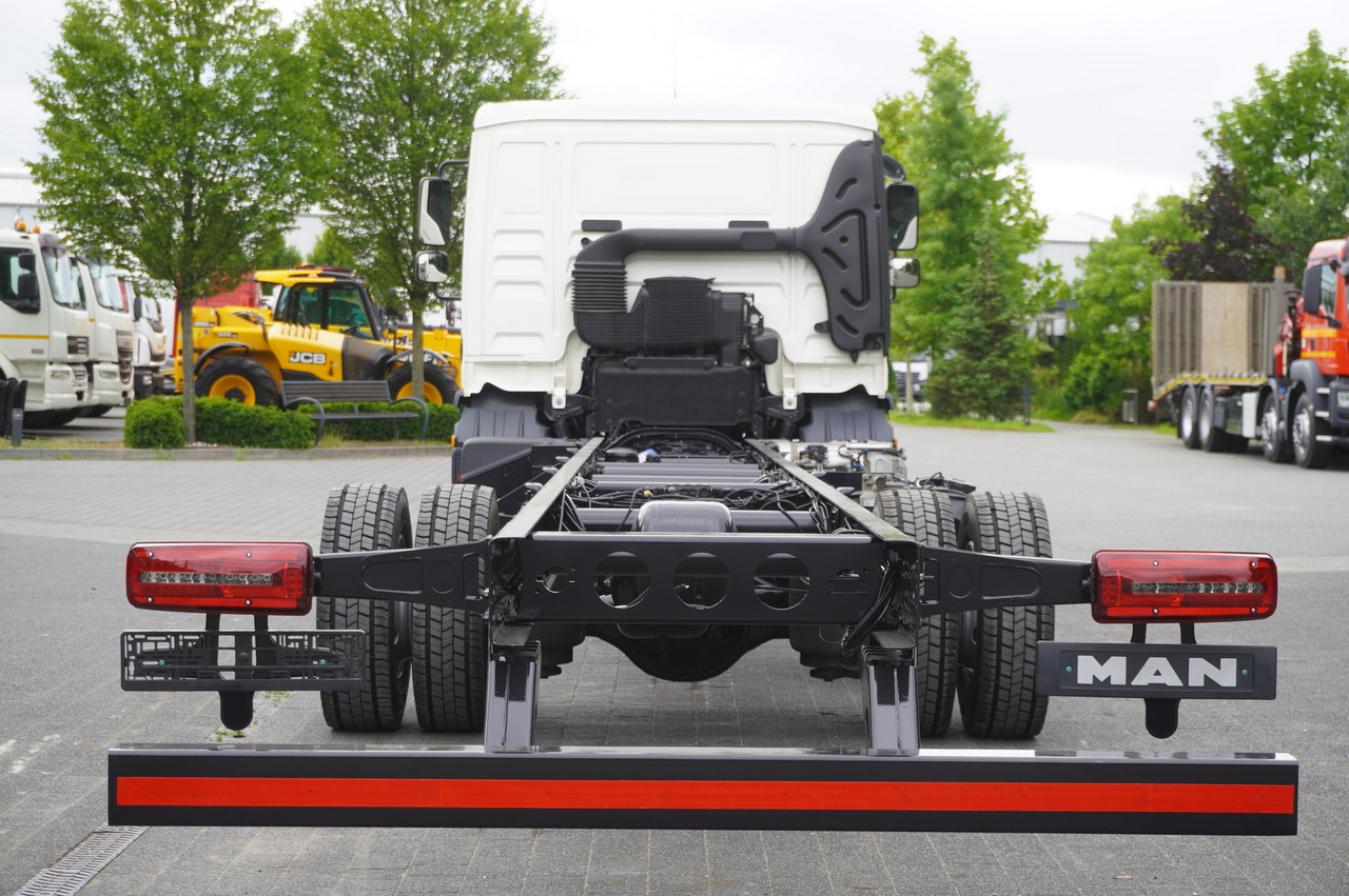 MAN TGL 12.190 / Chassis 8 m / 100 tho. km - משאית עם שלדת תא: תמונה 5 MAN TGL 12.190 / Chassis 8 m / 100 tho. km - משאית עם שלדת תא: תמונה 5