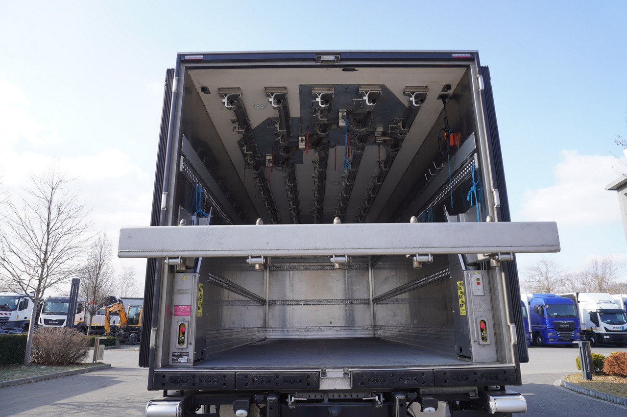 MAN TGM 18.320 / CHEREAU meat hook refrigerator / Carcass elevator - משאית קירור: תמונה 3 MAN TGM 18.320 / CHEREAU meat hook refrigerator / Carcass elevator - משאית קירור: תמונה 3