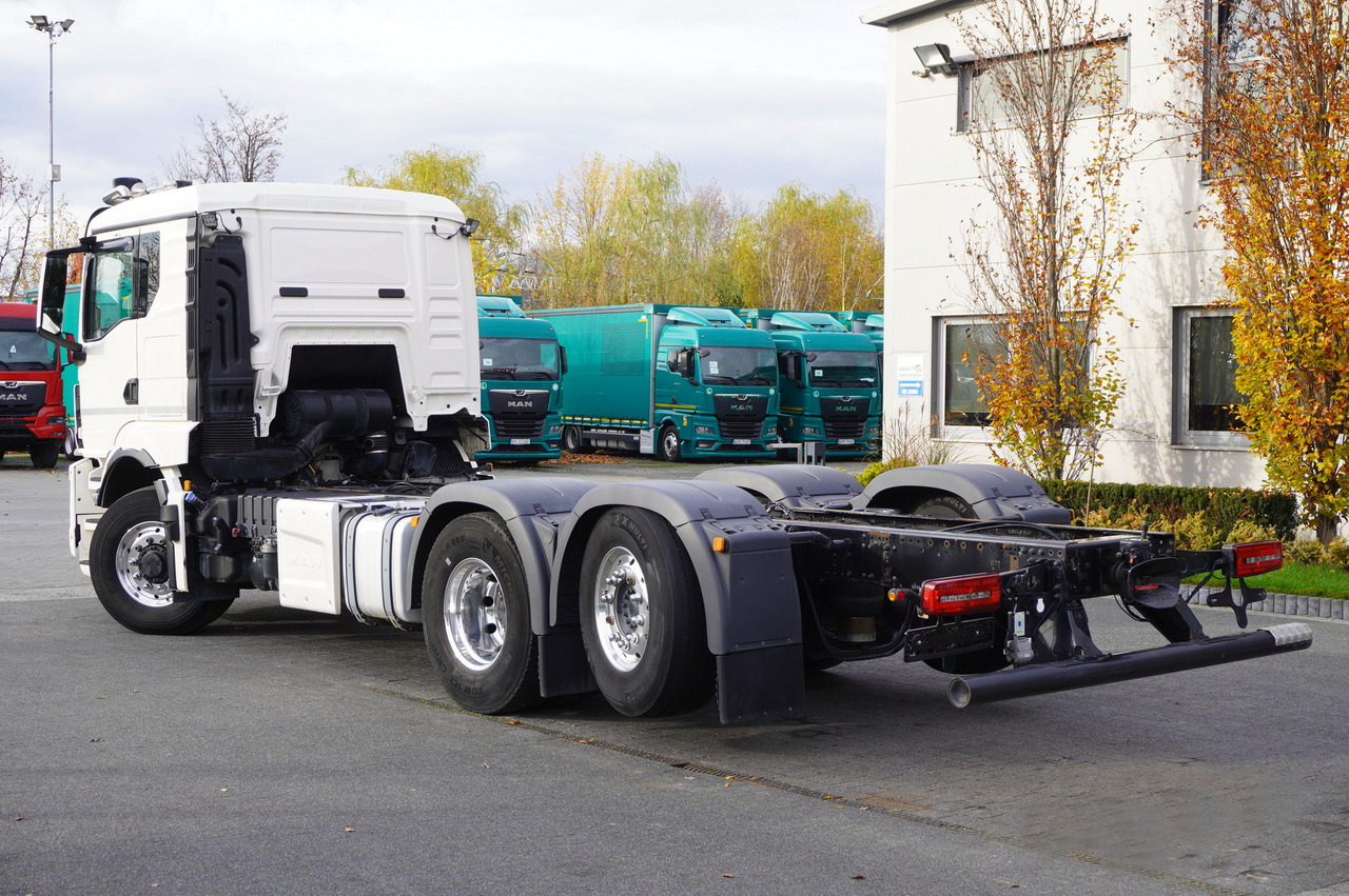 MAN TGS 26.510 6x4/4 Hydrodrive / Steering axle / Retarder / Sleeper cab - משאית עם שלדת תא: תמונה 3 MAN TGS 26.510 6x4/4 Hydrodrive / Steering axle / Retarder / Sleeper cab - משאית עם שלדת תא: תמונה 3