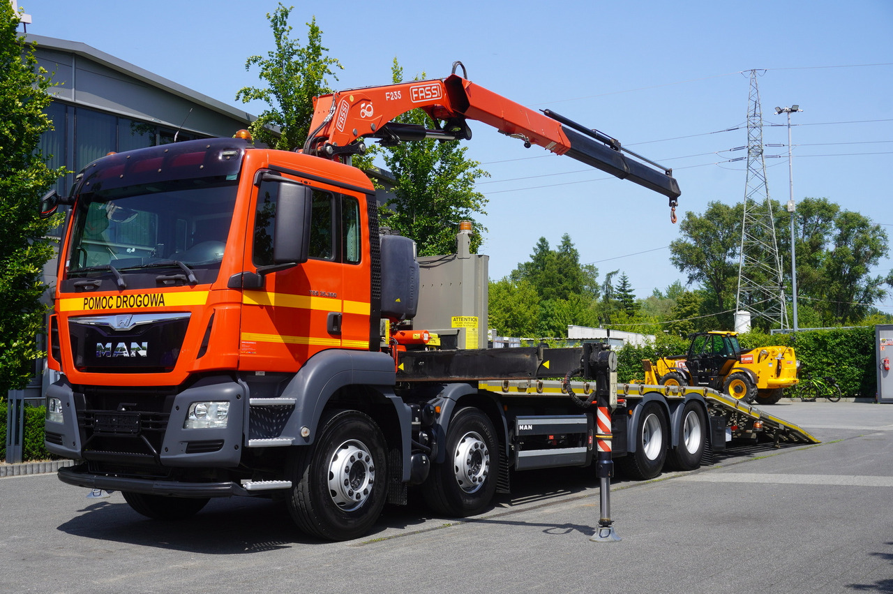 MAN TGS 35.360 E6 8x2 / FASSI F235 crane / 6.5 T cap. / 8.3 m reach - משאית הובלה אוטומטית, משאית מנוף: תמונה 2 MAN TGS 35.360 E6 8x2 / FASSI F235 crane / 6.5 T cap. / 8.3 m reach - משאית הובלה אוטומטית, משאית מנוף: תמונה 2