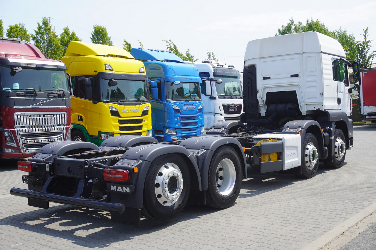 MAN TGS 35.420 8x2 / Chassis 6.4 m / 3 steered axles - משאית עם שלדת תא: תמונה 5 MAN TGS 35.420 8x2 / Chassis 6.4 m / 3 steered axles - משאית עם שלדת תא: תמונה 5