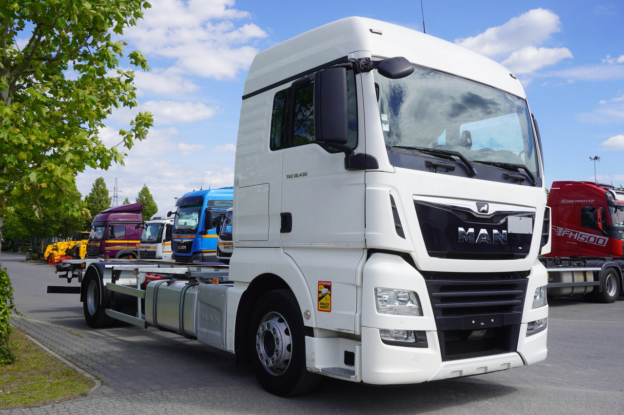 MAN TGX 18.430 / BDF 7.5 m / sleeping cab / 2021 - מוביל מכולות/ משאית החלפת גוף: תמונה 4 MAN TGX 18.430 / BDF 7.5 m / sleeping cab / 2021 - מוביל מכולות/ משאית החלפת גוף: תמונה 4