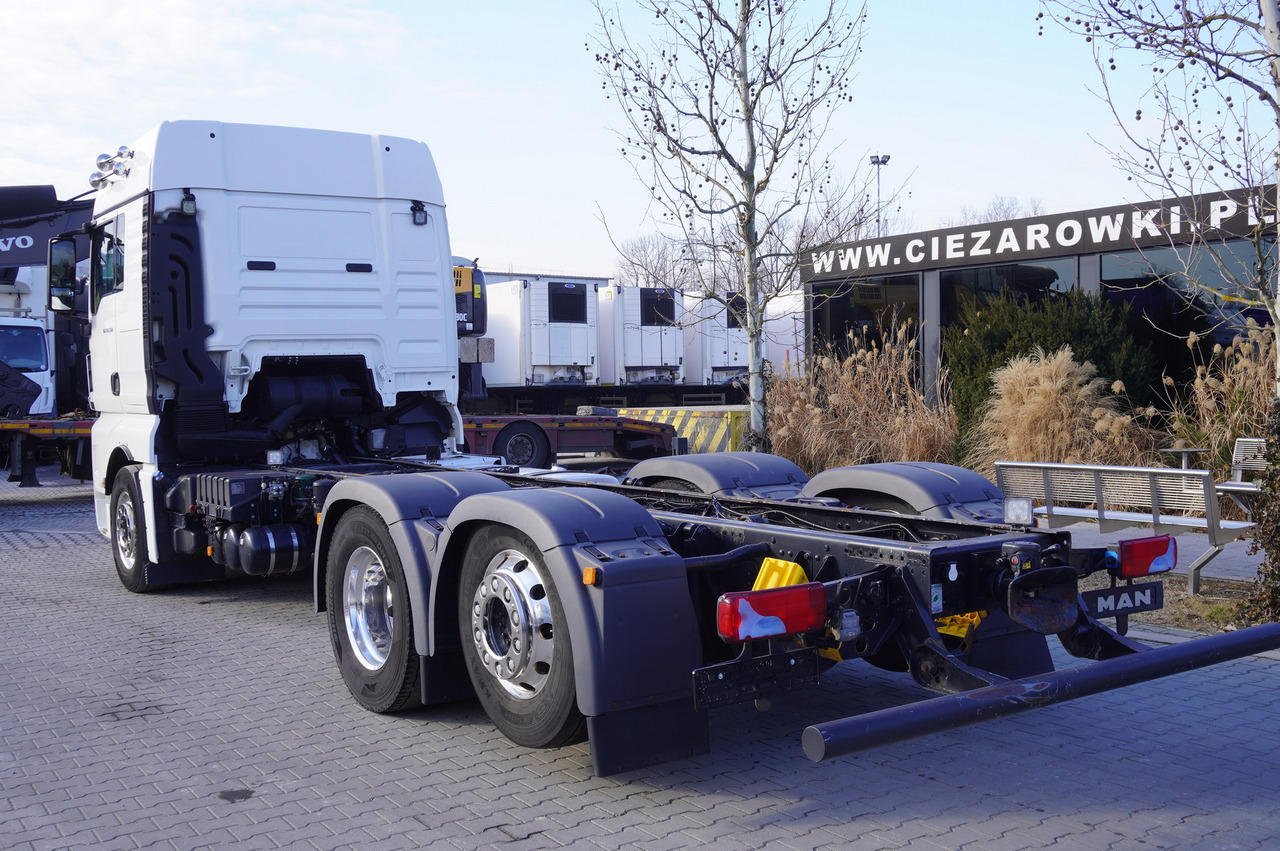 MAN TGX 26,500 / 500 HP / steering 3rd axle / 20 t cap. / Chassis 6.5 m - משאית עם שלדת תא: תמונה 5 MAN TGX 26,500 / 500 HP / steering 3rd axle / 20 t cap. / Chassis 6.5 m - משאית עם שלדת תא: תמונה 5