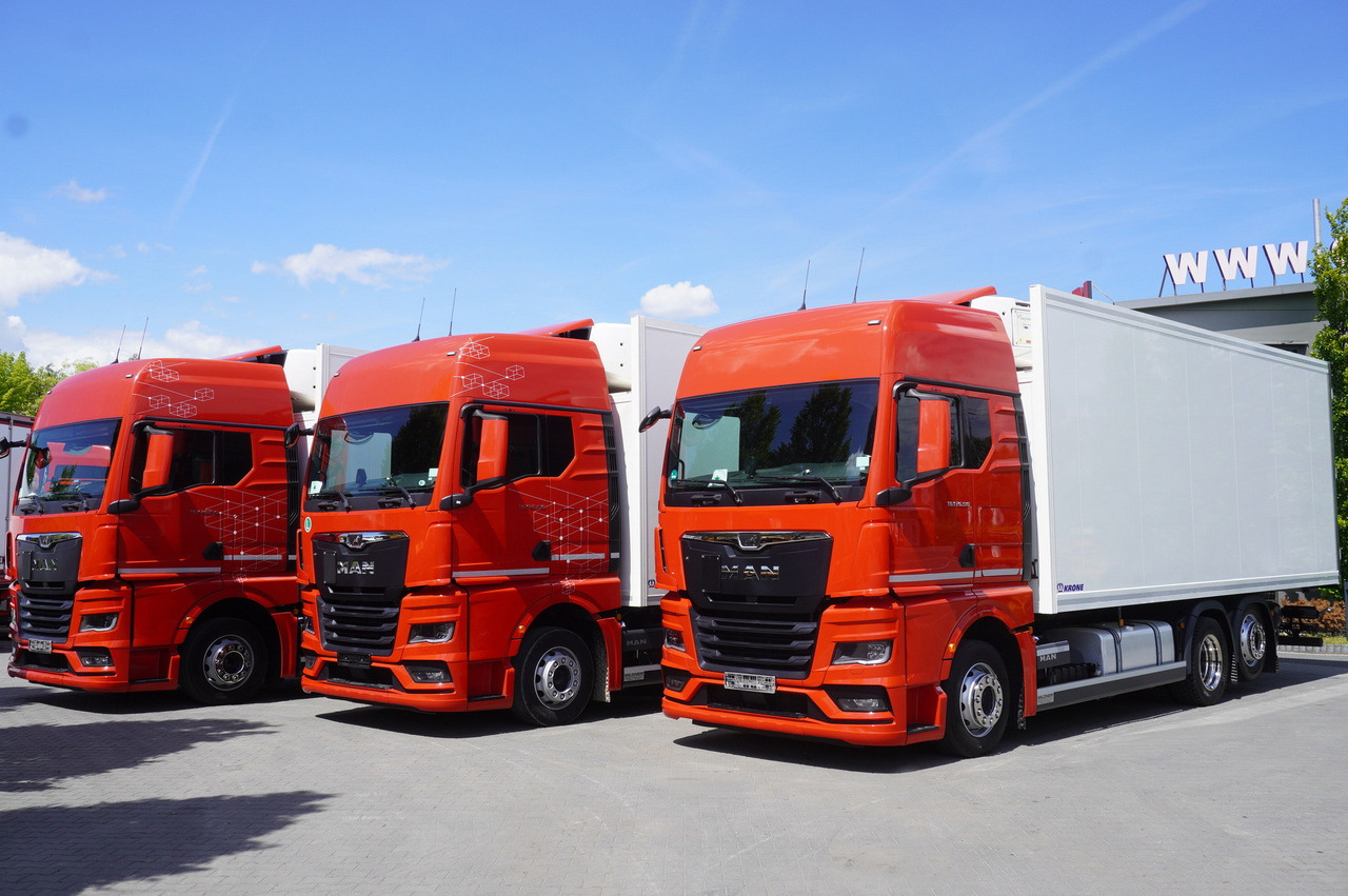 MAN TGX 26.510 / 2022 / New Krone refrigerator bitemperature / Dopplestock / 4 units - משאית קירור: תמונה 1 MAN TGX 26.510 / 2022 / New Krone refrigerator bitemperature / Dopplestock / 4 units - משאית קירור: תמונה 1