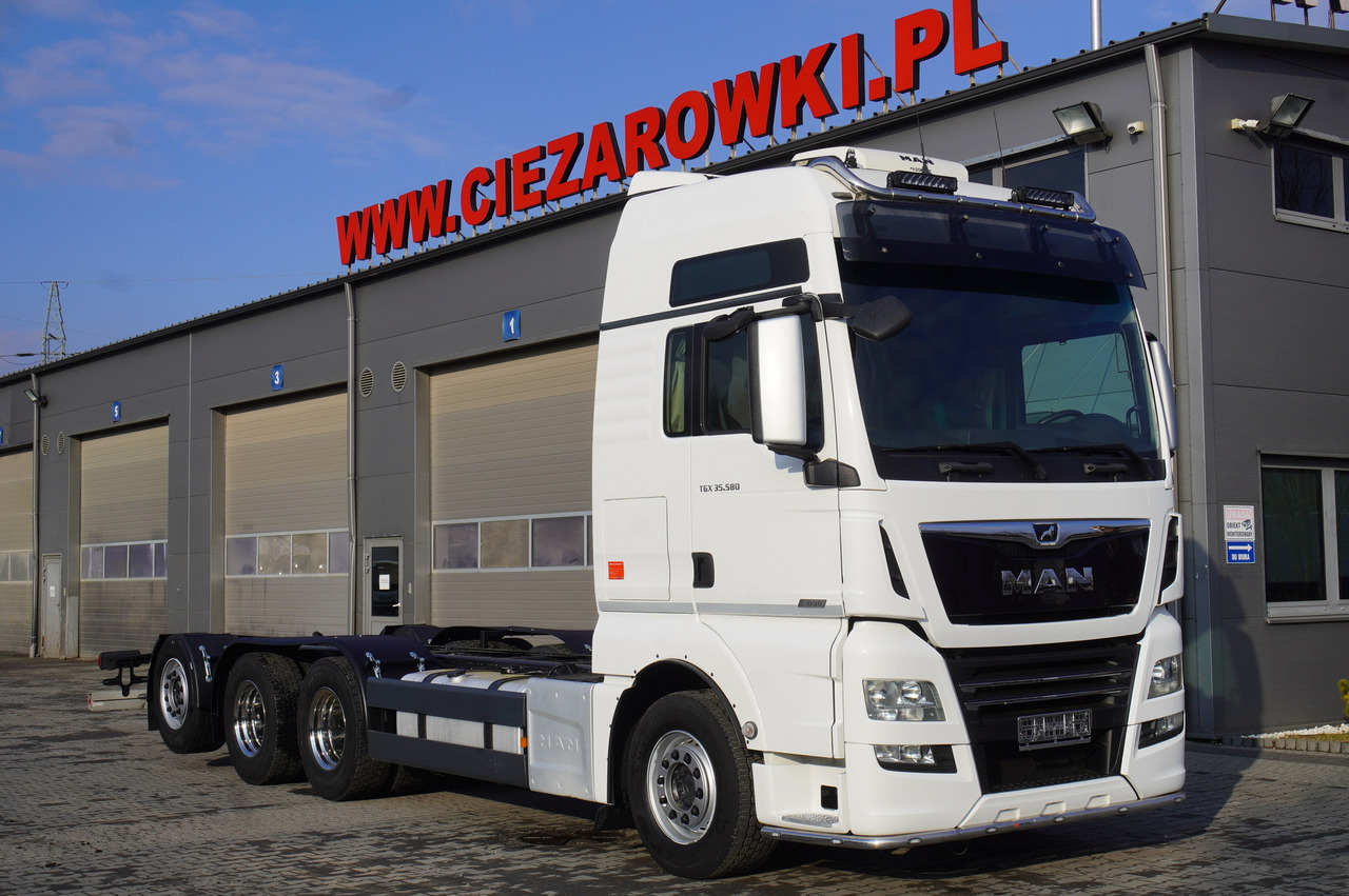 MAN TGX 35.580 E6 8x4/4 - 8.8m chassis frame - משאית מנוף: תמונה 1 MAN TGX 35.580 E6 8x4/4 - 8.8m chassis frame - משאית מנוף: תמונה 1