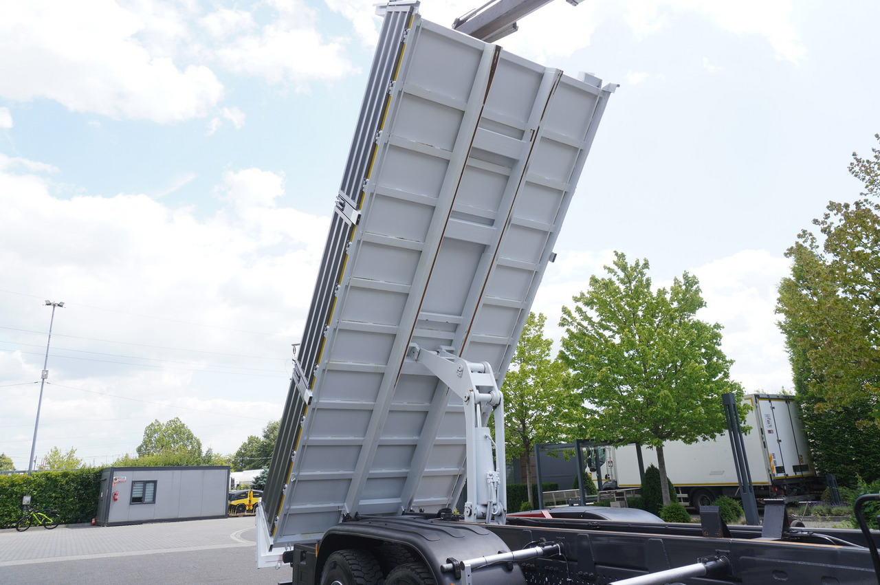 משאית מנוף MERCEDES-BENZ AROCS 2633 6x4 / 5.5 T crane FASSI F135 / Tipper 15 EPAL: תמונה 15