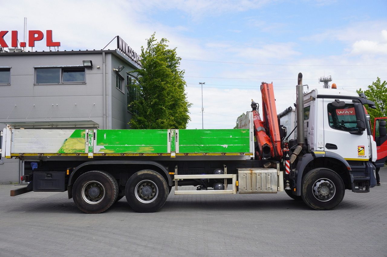 MERCEDES-BENZ AROCS 2633 6x4 / 5.5 T crane FASSI F135 / Tipper 15 EPAL - משאית צד נופל/ שטוחה, משאית מנוף: תמונה 5 MERCEDES-BENZ AROCS 2633 6x4 / 5.5 T crane FASSI F135 / Tipper 15 EPAL - משאית צד נופל/ שטוחה, משאית מנוף: תמונה 5