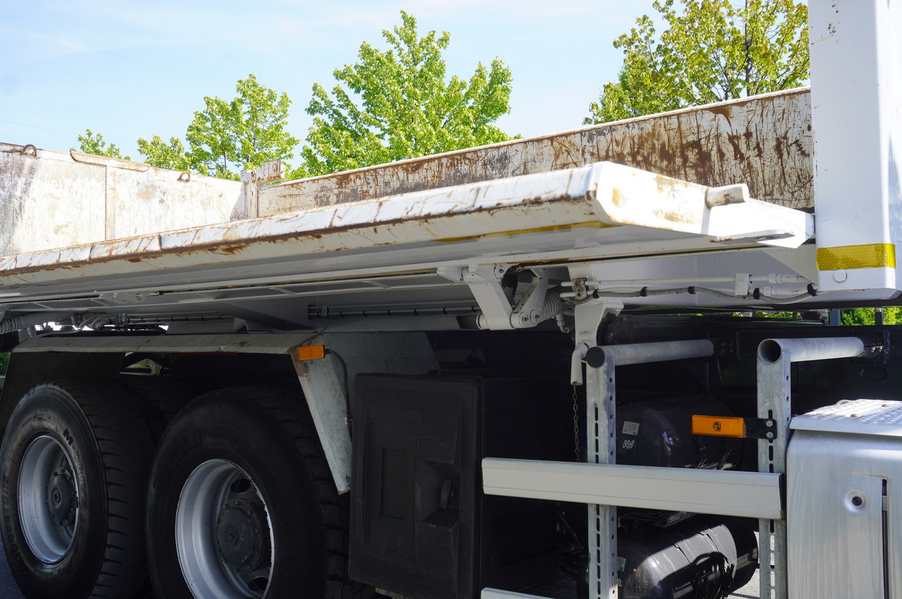 משאית מנוף MERCEDES-BENZ AROCS 2636 / Fassi F155A.0.22 crane 6t / 120 tho. km / 3-sided dump truck / 2 x Bordmatic: תמונה 14