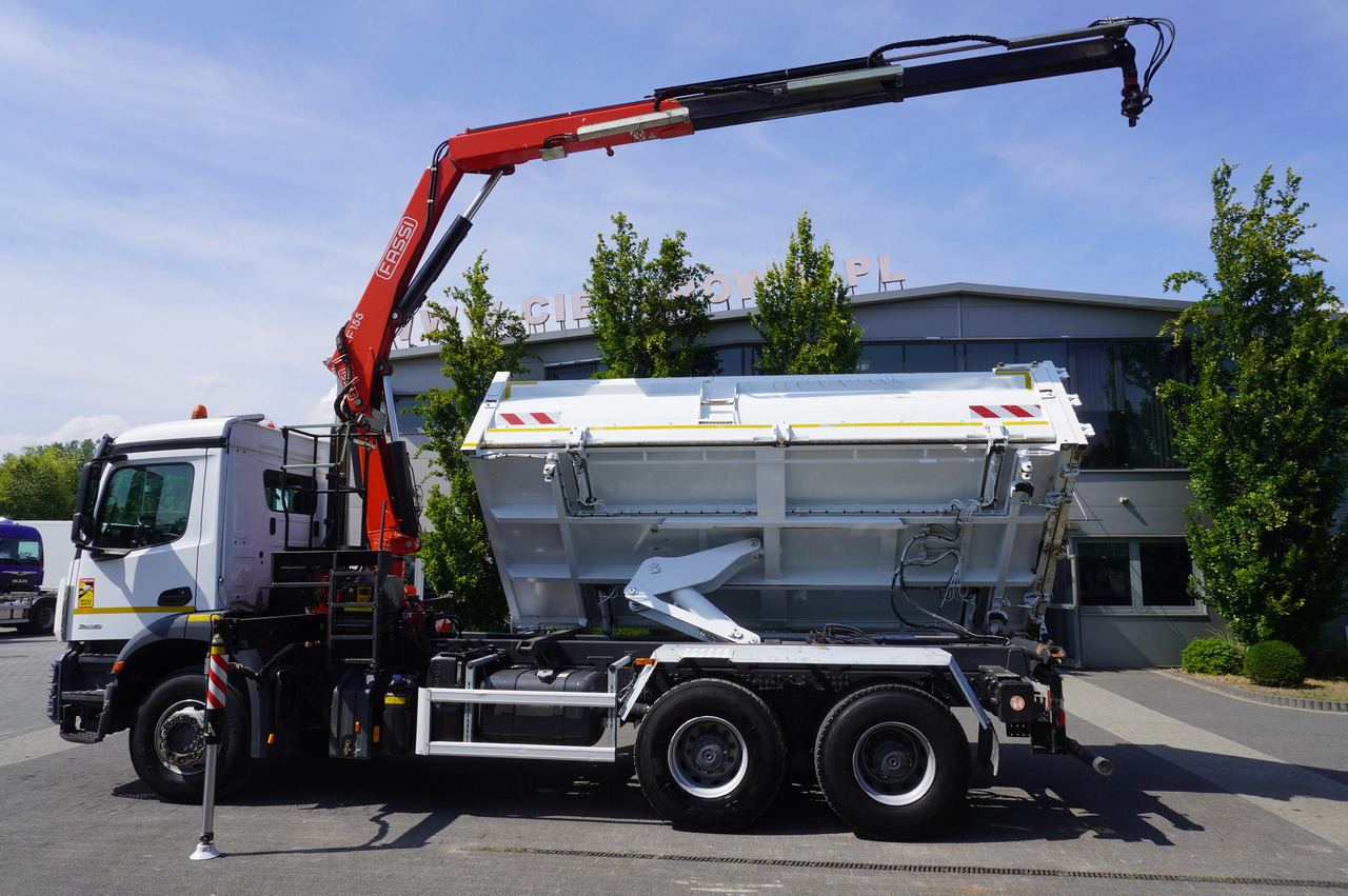 משאית צד נופל/ שטוחה, משאית מנוף MERCEDES-BENZ AROCS 2636 / Fassi F155A.0.22 crane 6t / 120 tho. km / 3-sided dump truck / 2 x Bordmatic: תמונה 15