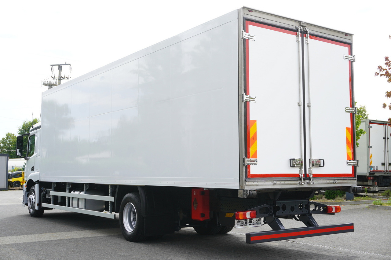MERCEDES-BENZ Actros 1824 / Refrigerator 22 EPAL / Carrier Supra 850 / Sleeping cabin - משאית קירור: תמונה 3 MERCEDES-BENZ Actros 1824 / Refrigerator 22 EPAL / Carrier Supra 850 / Sleeping cabin - משאית קירור: תמונה 3