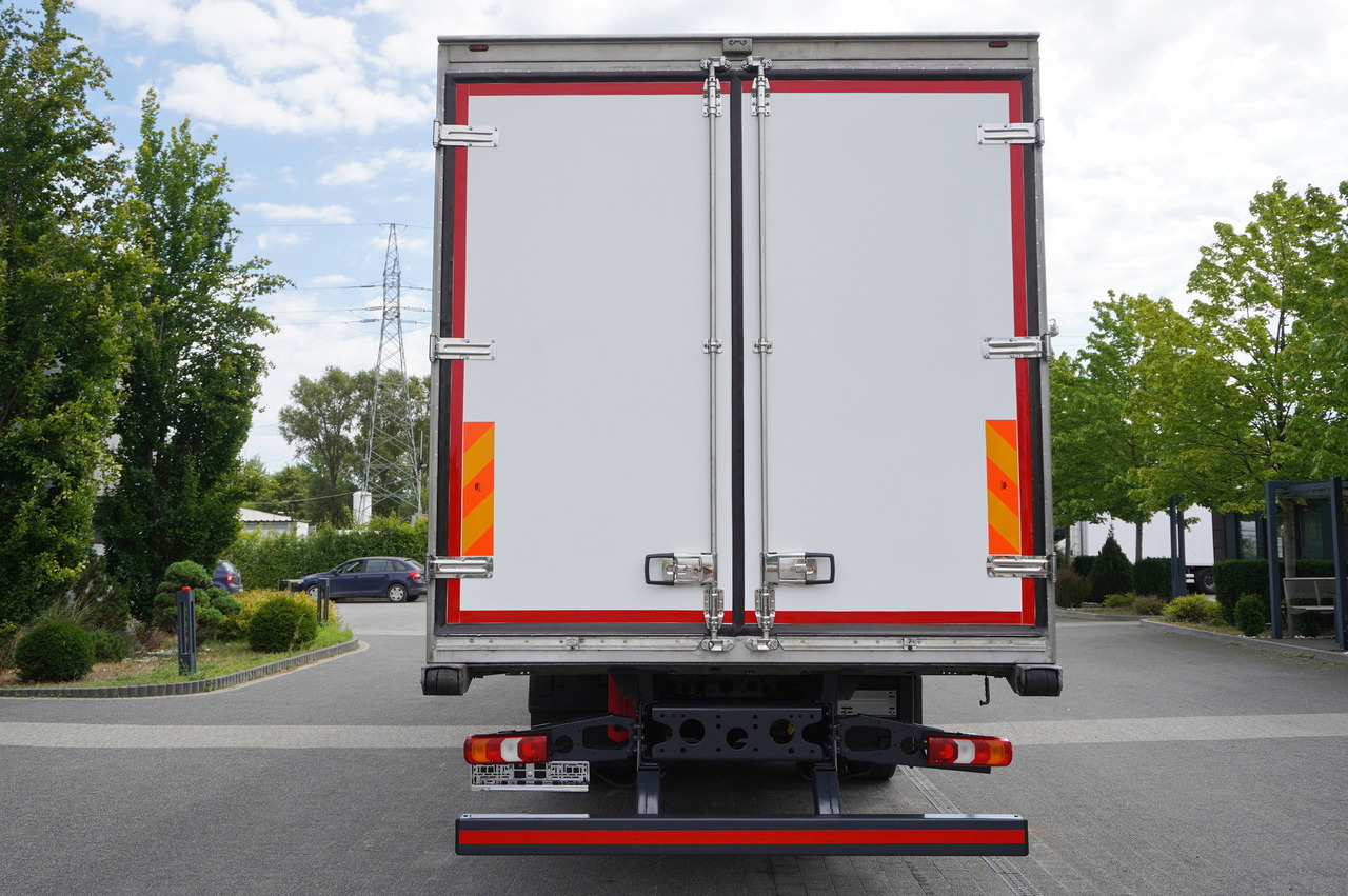MERCEDES-BENZ Actros 1824 / Refrigerator 22 EPAL / Carrier Supra 850 / Sleeping cabin - משאית קירור: תמונה 4 MERCEDES-BENZ Actros 1824 / Refrigerator 22 EPAL / Carrier Supra 850 / Sleeping cabin - משאית קירור: תמונה 4