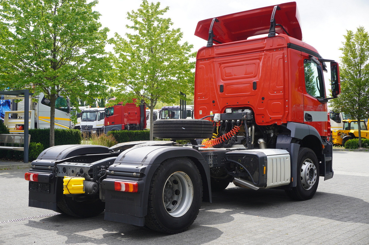 MERCEDES-BENZ Actros 1833 tractor unit / 260 tho. km - יחידת טרקטור: תמונה 4 MERCEDES-BENZ Actros 1833 tractor unit / 260 tho. km - יחידת טרקטור: תמונה 4