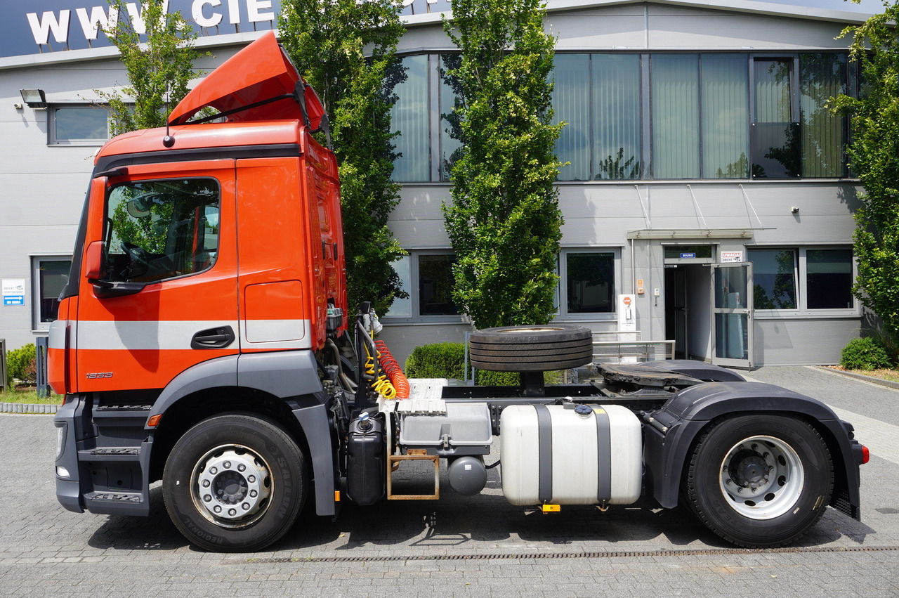 MERCEDES-BENZ Actros 1833 tractor unit / 260 tho. km - יחידת טרקטור: תמונה 2 MERCEDES-BENZ Actros 1833 tractor unit / 260 tho. km - יחידת טרקטור: תמונה 2