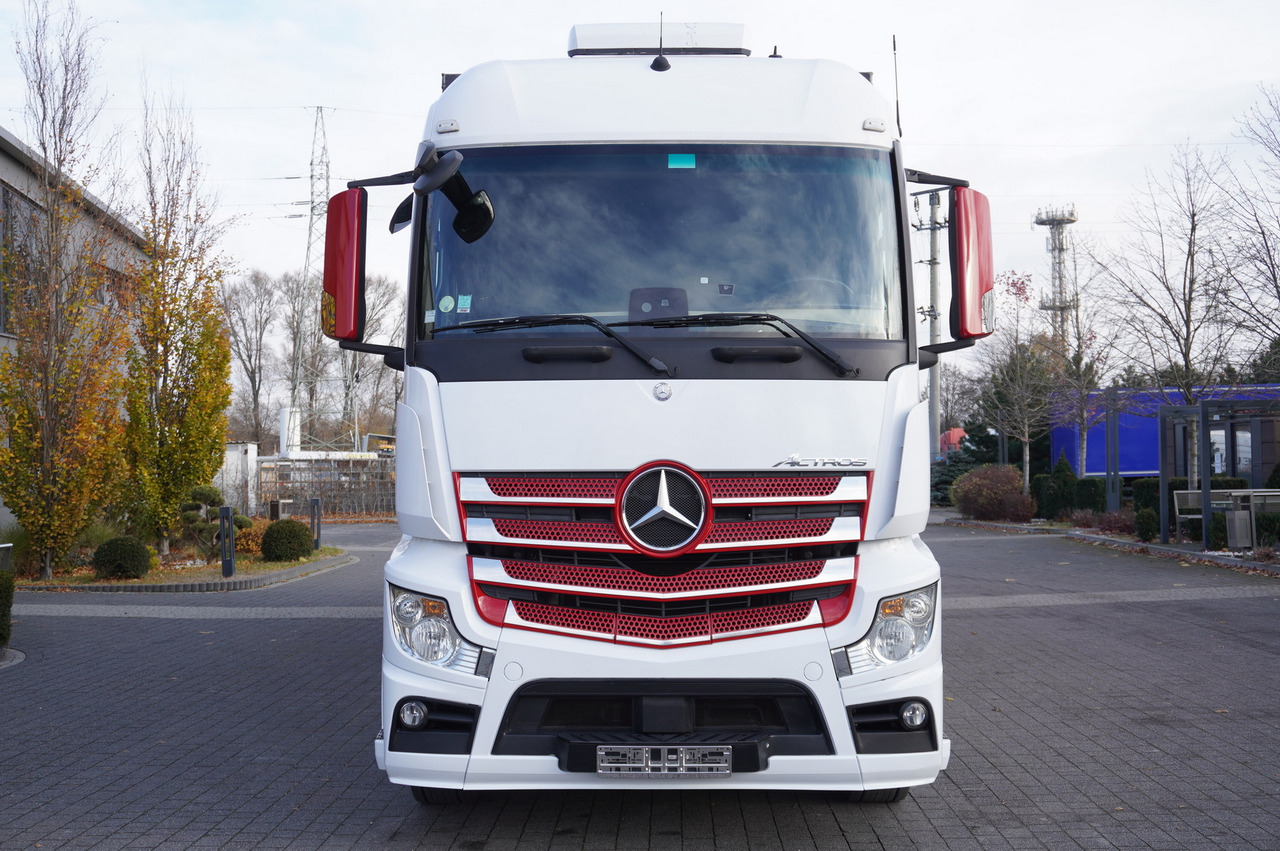 MERCEDES-BENZ Actros 1835 E6 4×2 / Curtainsider 21 pallets / tail lift 1.5t - משאית וילונות צד: תמונה 4 MERCEDES-BENZ Actros 1835 E6 4×2 / Curtainsider 21 pallets / tail lift 1.5t - משאית וילונות צד: תמונה 4