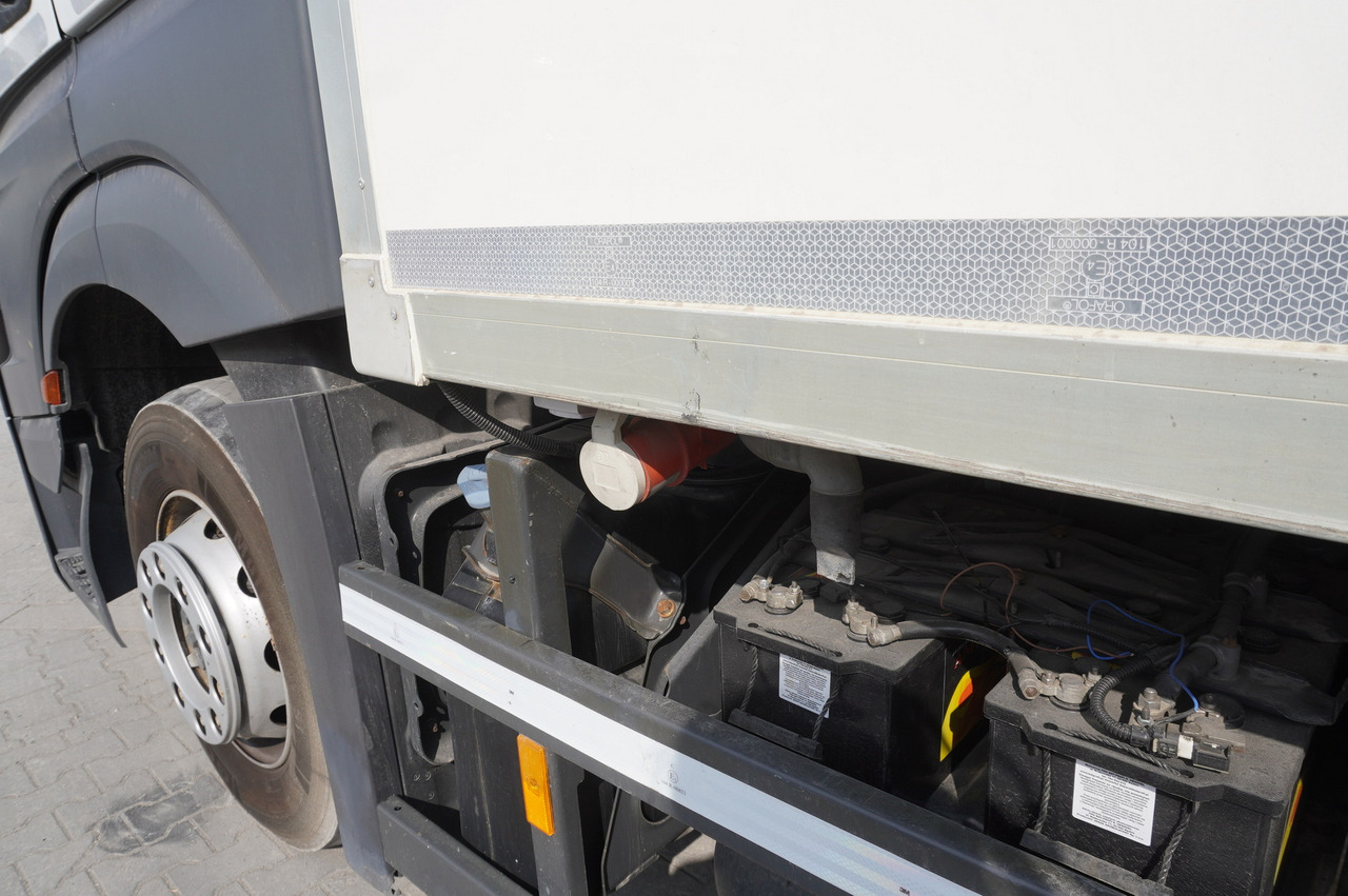 משאית קירור MERCEDES-BENZ Actros 2542 / GIGA cabin / Thermoking 1000R: תמונה 10