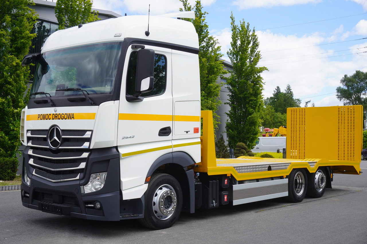 MERCEDES-BENZ Actros 2542 / NEW tow truck / steered 3rd axle - משאית גרירה: תמונה 2 MERCEDES-BENZ Actros 2542 / NEW tow truck / steered 3rd axle - משאית גרירה: תמונה 2