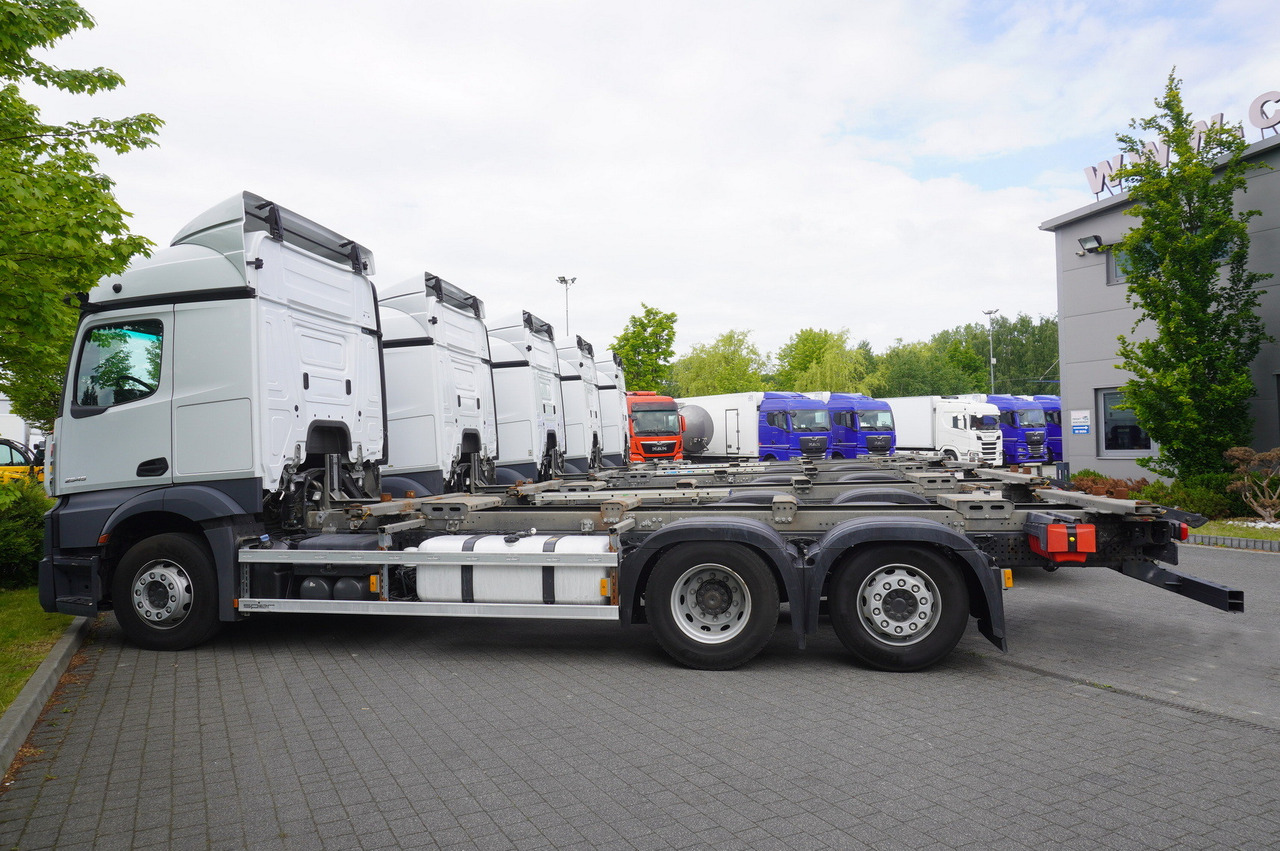 MERCEDES-BENZ Actros 2545 6×2 MP5 / ADR AT / 12 units - מוביל מכולות/ משאית החלפת גוף: תמונה 5 MERCEDES-BENZ Actros 2545 6×2 MP5 / ADR AT / 12 units - מוביל מכולות/ משאית החלפת גוף: תמונה 5