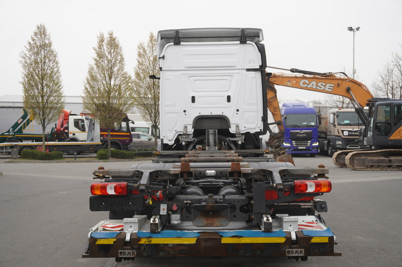MERCEDES-BENZ Actros 2545 6×2 MP5 / ADR / several units - מוביל מכולות/ משאית החלפת גוף: תמונה 4 MERCEDES-BENZ Actros 2545 6×2 MP5 / ADR / several units - מוביל מכולות/ משאית החלפת גוף: תמונה 4