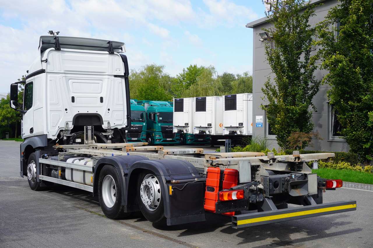 MERCEDES-BENZ Actros 2545 6×2 MP5 / Full ADR / 2 units - מוביל מכולות/ משאית החלפת גוף: תמונה 4 MERCEDES-BENZ Actros 2545 6×2 MP5 / Full ADR / 2 units - מוביל מכולות/ משאית החלפת גוף: תמונה 4