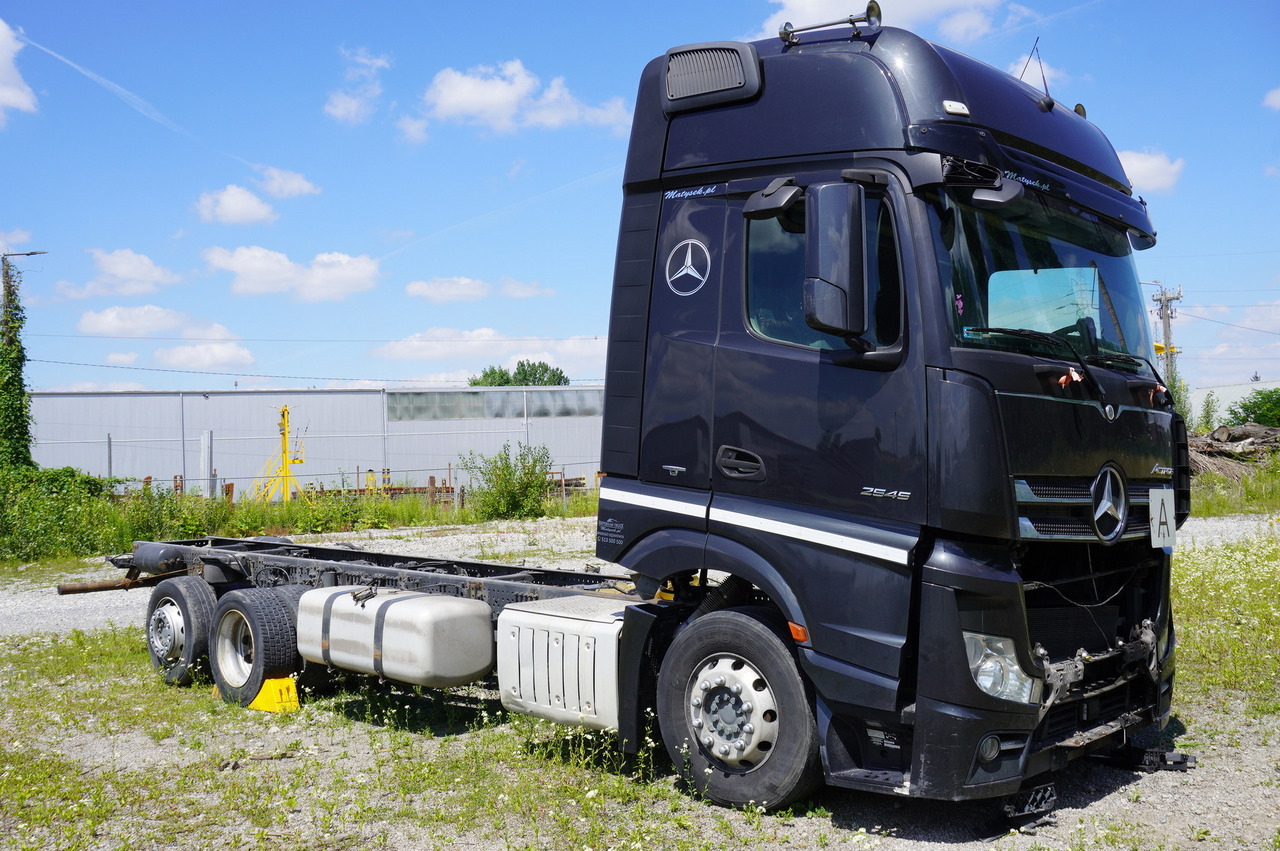 MERCEDES-BENZ Actros 2545 GIGA / without engine - חלקי חילוף: תמונה 1 MERCEDES-BENZ Actros 2545 GIGA / without engine - חלקי חילוף: תמונה 1