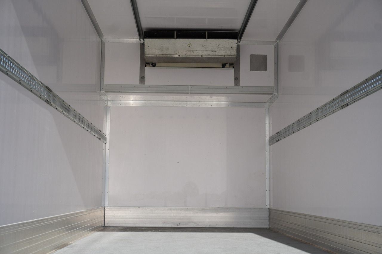 משאית קירור MERCEDES-BENZ Actros 2548 E6 / GIGA / Cab Lounge chair / Lamberet Refrigerator / Carrier Supra 950: תמונה 18