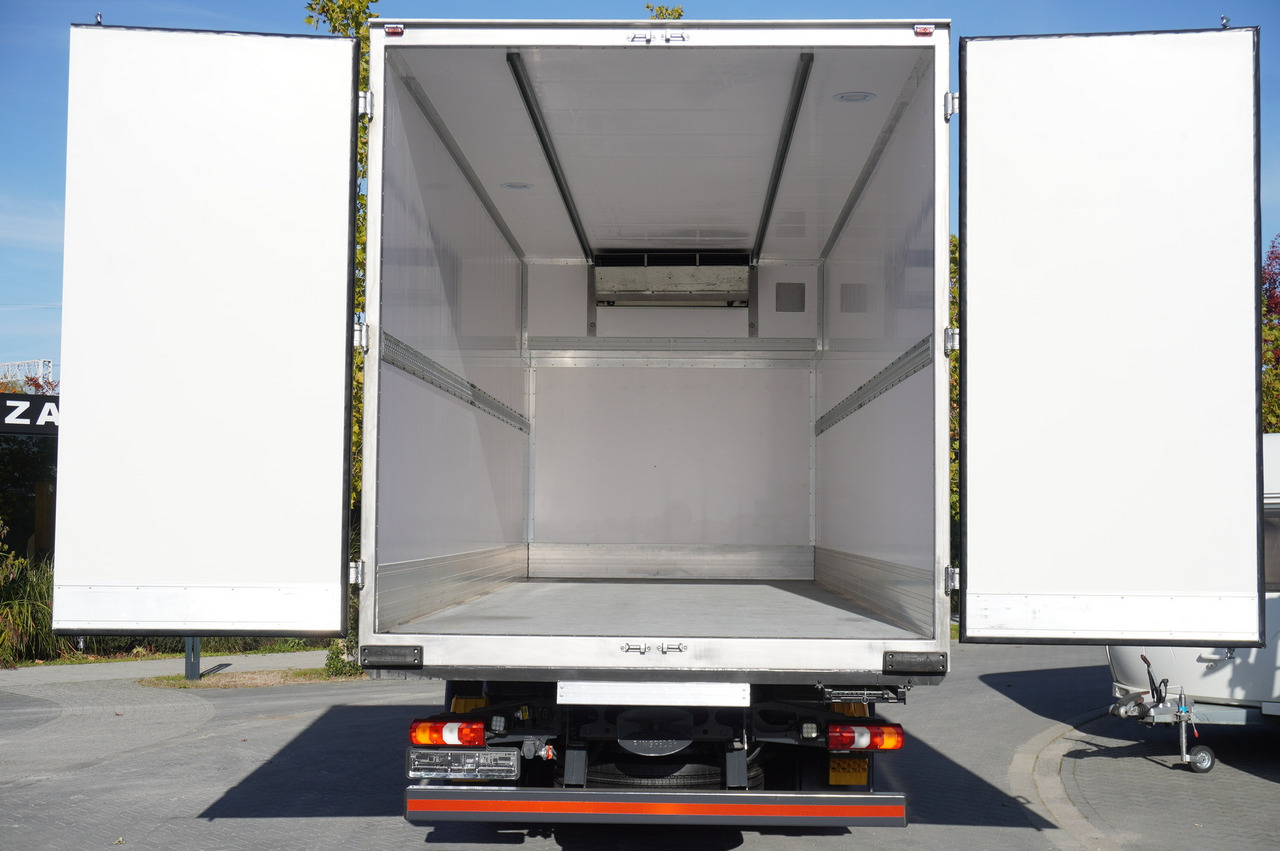 משאית קירור MERCEDES-BENZ Actros 2548 E6 / GIGA / Cab Lounge chair / Lamberet Refrigerator / Carrier Supra 950: תמונה 15