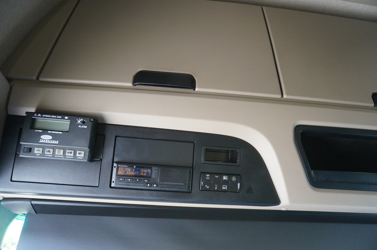 משאית קירור MERCEDES-BENZ Actros 2548 E6 / GIGA / Cab Lounge chair / Lamberet Refrigerator / Carrier Supra 950: תמונה 27