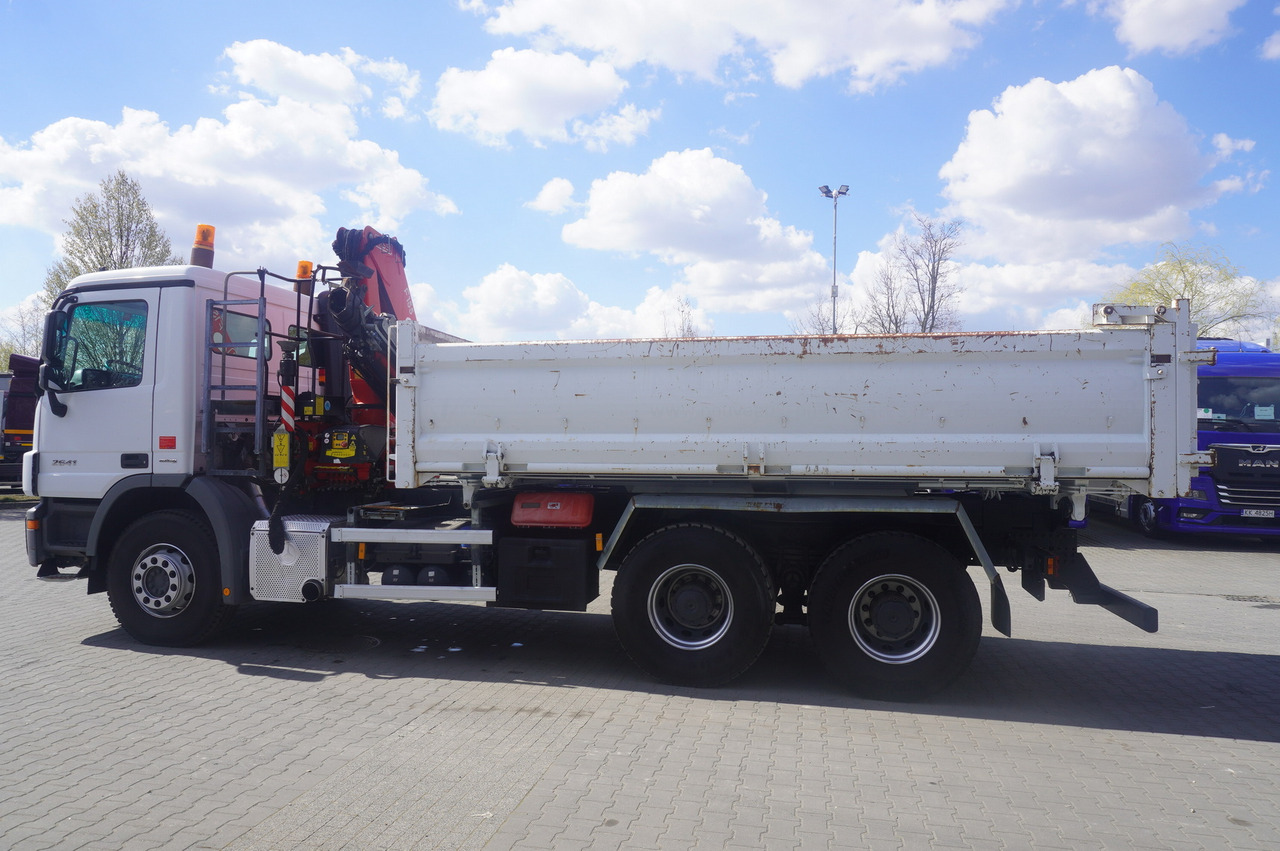 משאית צד נופל/ שטוחה, משאית מנוף MERCEDES-BENZ Actros 2641 6×4 E5 / Crane / Dumper / 110000 km!: תמונה 13