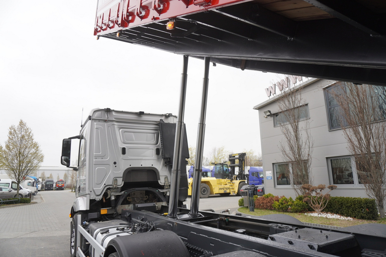 משאית צד נופל/ שטוחה MERCEDES-BENZ Actros 3563 8x4 / Tipper for grain 20 t load capacity: תמונה 17 משאית צד נופל/ שטוחה MERCEDES-BENZ Actros 3563 8x4 / Tipper for grain 20 t load capacity: תמונה 17