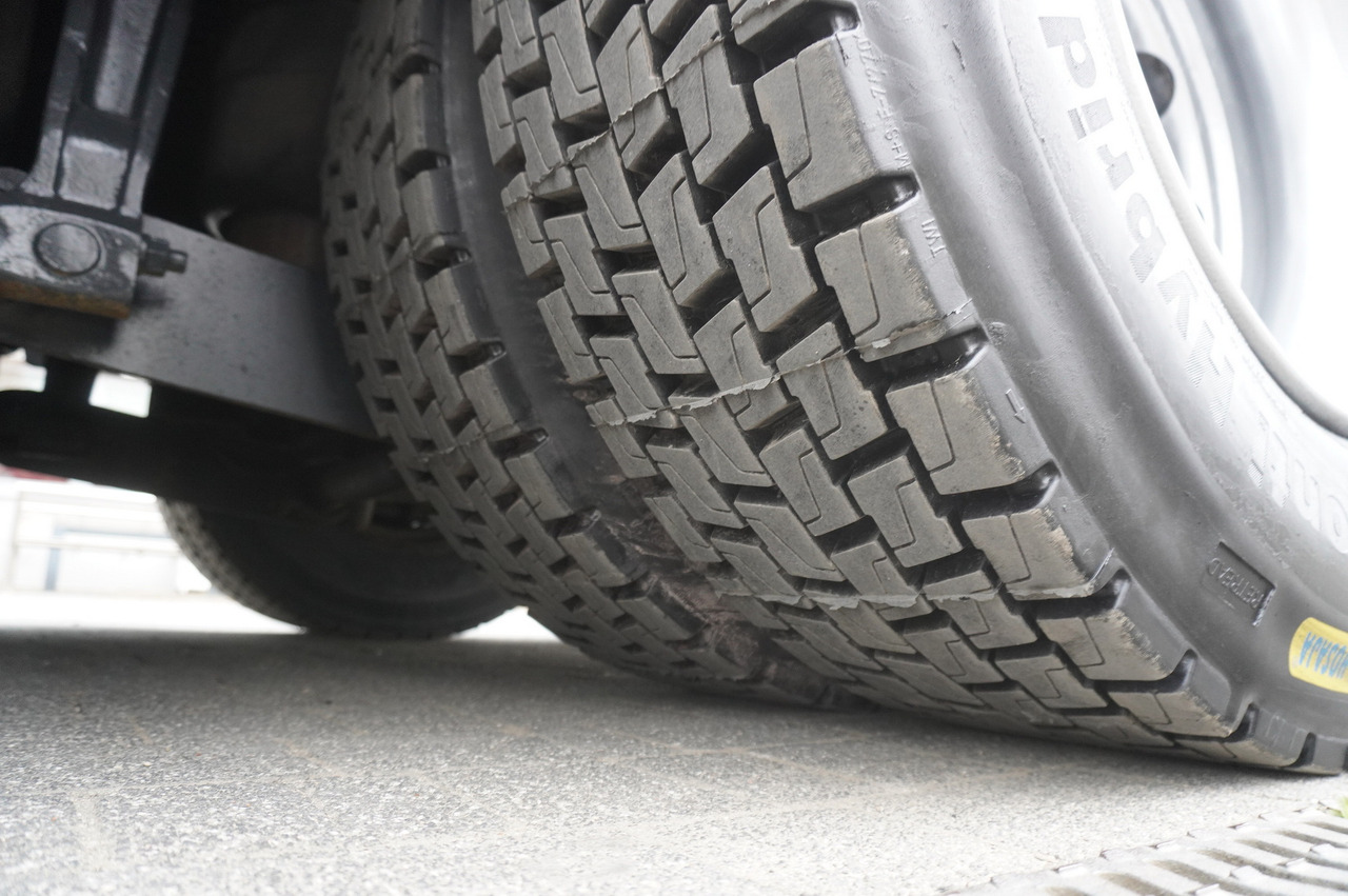 משאית צד נופל/ שטוחה MERCEDES-BENZ Actros 3563 8x4 / Tipper for grain 20 t load capacity: תמונה 22 משאית צד נופל/ שטוחה MERCEDES-BENZ Actros 3563 8x4 / Tipper for grain 20 t load capacity: תמונה 22