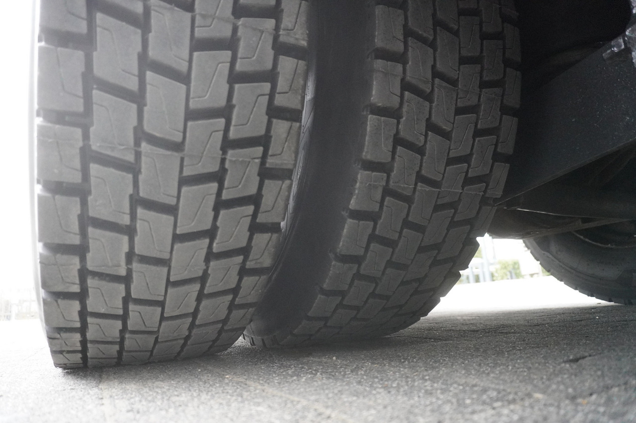 משאית צד נופל/ שטוחה MERCEDES-BENZ Actros 3563 8x4 / Tipper for grain 20 t load capacity: תמונה 24 משאית צד נופל/ שטוחה MERCEDES-BENZ Actros 3563 8x4 / Tipper for grain 20 t load capacity: תמונה 24