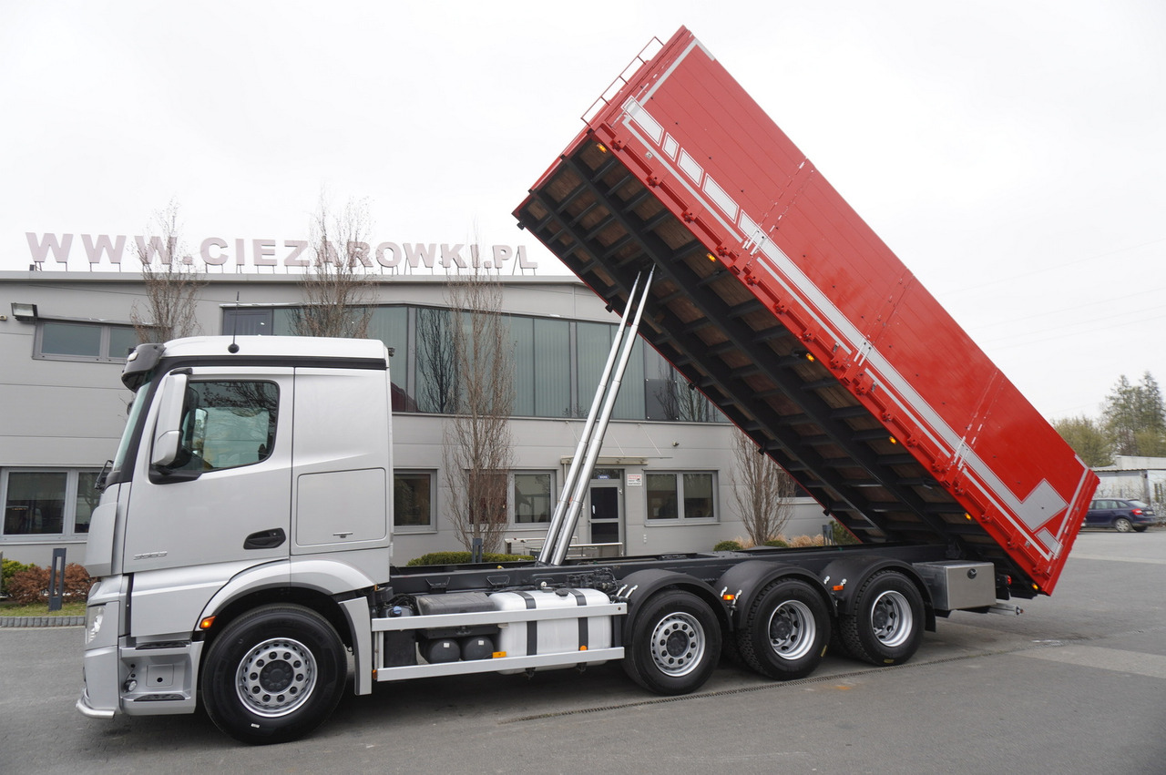 MERCEDES-BENZ Actros 3563 8x4 / Tipper for grain 20 t load capacity - משאית צד נופל/ שטוחה: תמונה 4 MERCEDES-BENZ Actros 3563 8x4 / Tipper for grain 20 t load capacity - משאית צד נופל/ שטוחה: תמונה 4