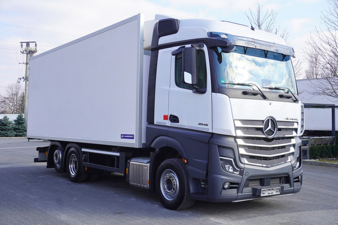 MERCEDES-BENZ Actros L 2545 / NEW Lamberet refrigerator / 2023 / 140 tho. km - משאית קירור: תמונה 1 MERCEDES-BENZ Actros L 2545 / NEW Lamberet refrigerator / 2023 / 140 tho. km - משאית קירור: תמונה 1