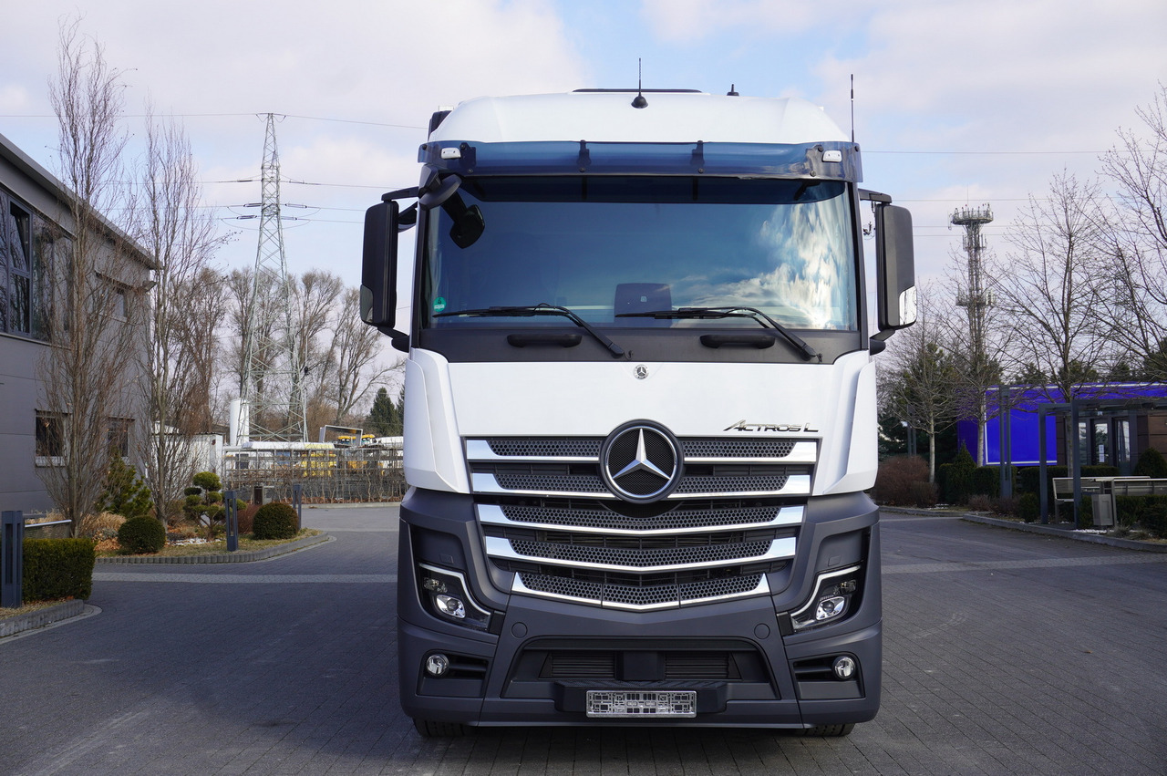 MERCEDES-BENZ Actros L 2545 / NEW Lamberet refrigerator / 2023 / 140 tho. km - משאית קירור: תמונה 2 MERCEDES-BENZ Actros L 2545 / NEW Lamberet refrigerator / 2023 / 140 tho. km - משאית קירור: תמונה 2