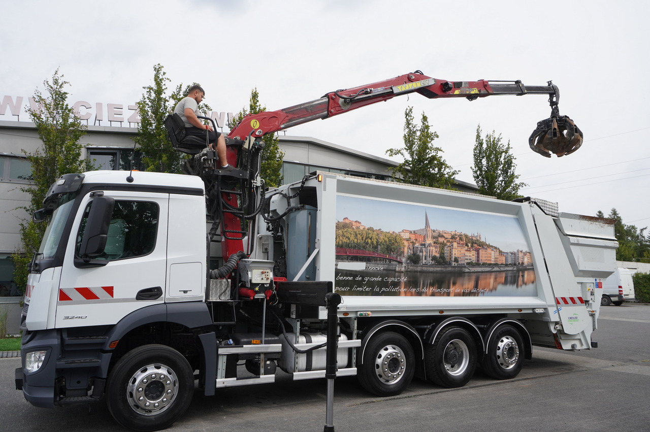 MERCEDES-BENZ Antos 3240 8x2 / Tajfun 5T crane / Farid Industries garbage truck/ 3 steered axles - משאית מנוף: תמונה 1 MERCEDES-BENZ Antos 3240 8x2 / Tajfun 5T crane / Farid Industries garbage truck/ 3 steered axles - משאית מנוף: תמונה 1