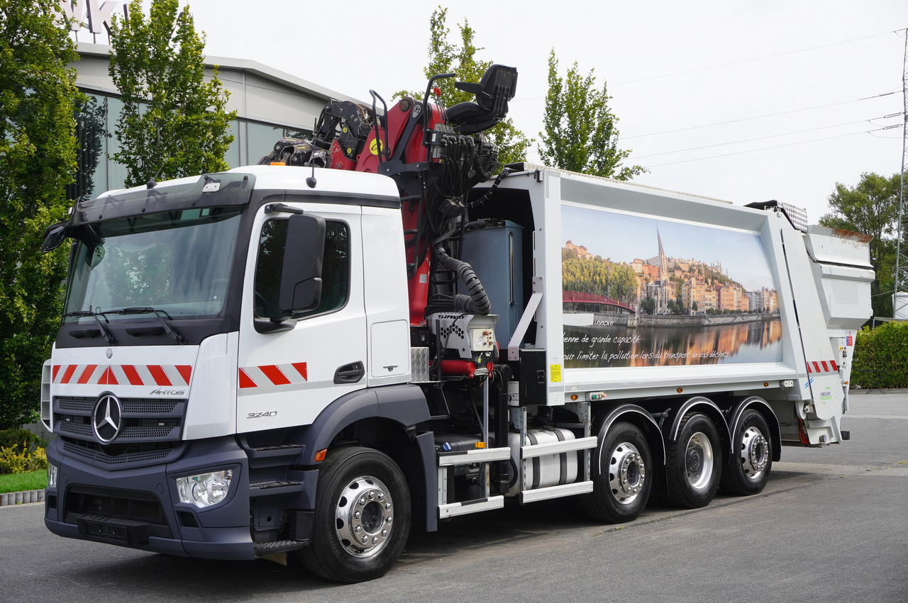 MERCEDES-BENZ Antos 3240 8x2 / Tajfun 5T crane / Farid Industries garbage truck/ 3 steered axles - משאית מנוף: תמונה 3 MERCEDES-BENZ Antos 3240 8x2 / Tajfun 5T crane / Farid Industries garbage truck/ 3 steered axles - משאית מנוף: תמונה 3
