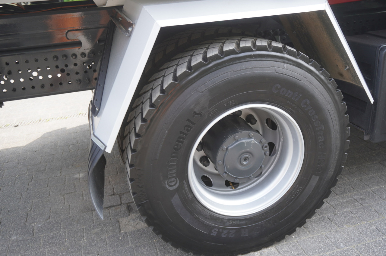 משאית מנוף, משאית מנוף MERCEDES-BENZ Arocs 1833 / 87,000 km!!! / Hds HIAB X-DUO 128 B-2 / three-sided tipper: תמונה 20
