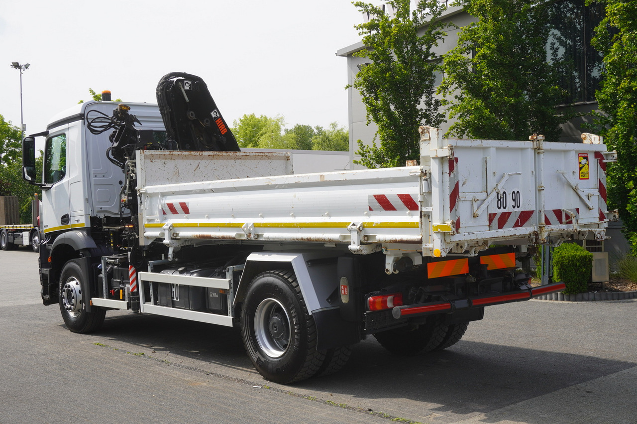משאית מנוף, משאית מנוף MERCEDES-BENZ Arocs 1833 / 87,000 km!!! / Hds HIAB X-DUO 128 B-2 / three-sided tipper: תמונה 6