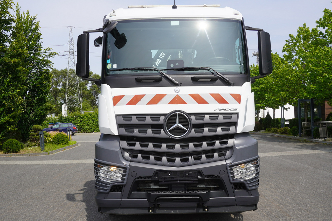 משאית מנוף, משאית מנוף MERCEDES-BENZ Arocs 1833 / 87,000 km!!! / Hds HIAB X-DUO 128 B-2 / three-sided tipper: תמונה 9