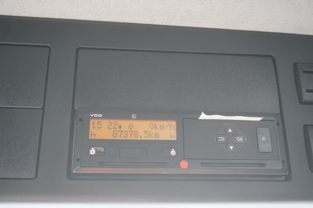 MERCEDES-BENZ Arocs 1833 / 87,000 km!!! / Hds HIAB X-DUO 128 B-2 / three-sided tipper - משאית צד נופל/ שטוחה, משאית מנוף: תמונה 2 MERCEDES-BENZ Arocs 1833 / 87,000 km!!! / Hds HIAB X-DUO 128 B-2 / three-sided tipper - משאית צד נופל/ שטוחה, משאית מנוף: תמונה 2