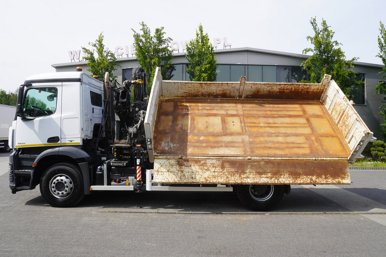 משאית מנוף, משאית מנוף MERCEDES-BENZ Arocs 1833 / 87,000 km!!! / Hds HIAB X-DUO 128 B-2 / three-sided tipper: תמונה 14