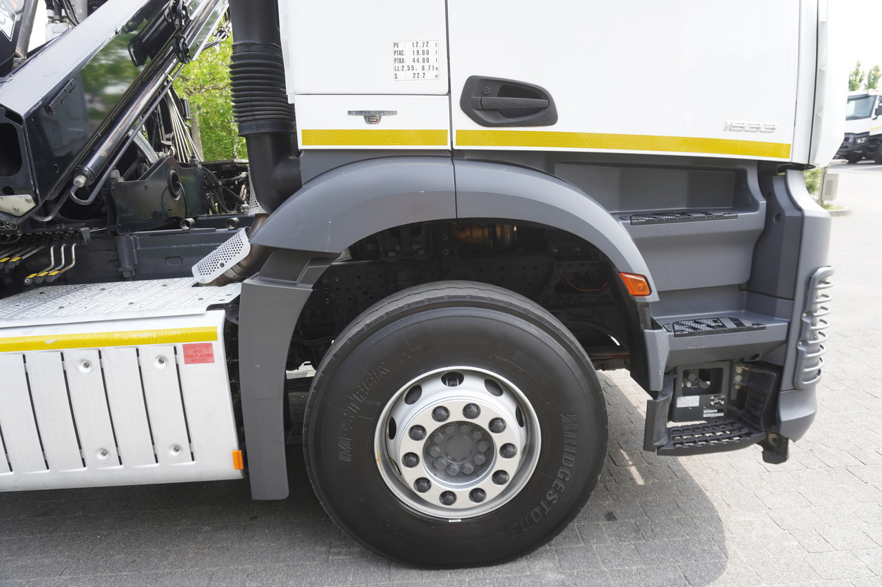 משאית צד נופל/ שטוחה, משאית מנוף MERCEDES-BENZ Arocs 1833 / 87,000 km!!! / Hds HIAB X-DUO 128 B-2 / three-sided tipper: תמונה 21