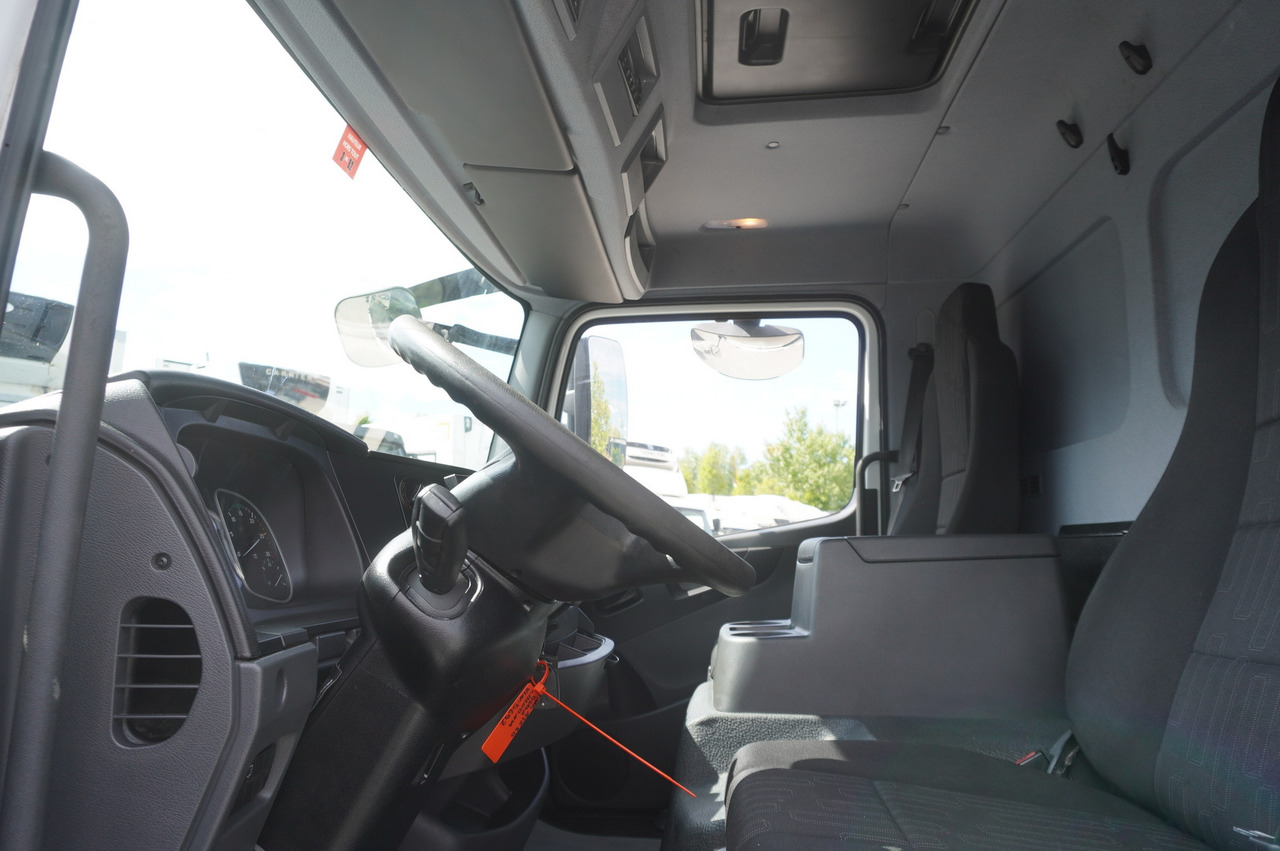 משאית קירור, משאית מנוף עבור הובלה של בשר MERCEDES-BENZ Atego 1021 / Lamberet meat hook refrigerator / Carcass elevator 1000 kg / Thermoking T800 R: תמונה 20
